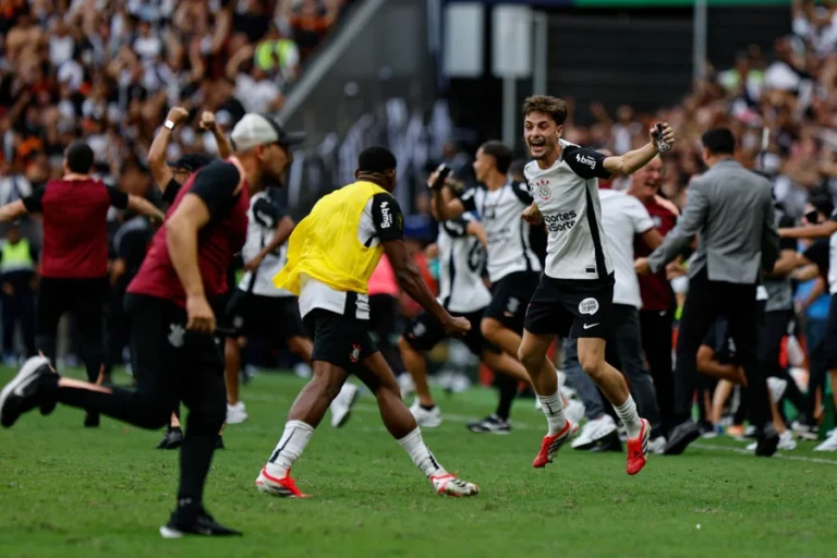 flamengo-e-corinthians-se-enfrentam-na-supercopa-rei-2026-na-arena-brb-mane-garrincha-metropoles-sports-1-7-scaled